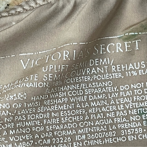 Victorias Secret 34D Bra Tan Uplift Beige Demi Underwire Back Closure Bra - Picture 4 of 6